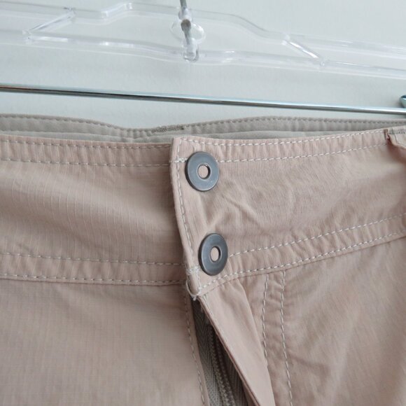 COLUMBIA Coral Point III Omni Shade Shorts in Fossil Tan Outdoor Gorpcore 14 NWT - Picture 10 of 16